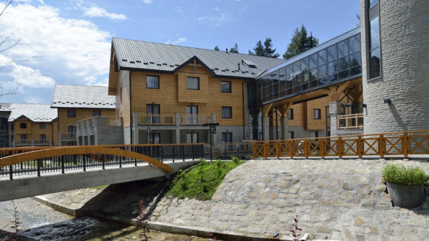 HOTEL CZARNY POTOK RESORT & SPA