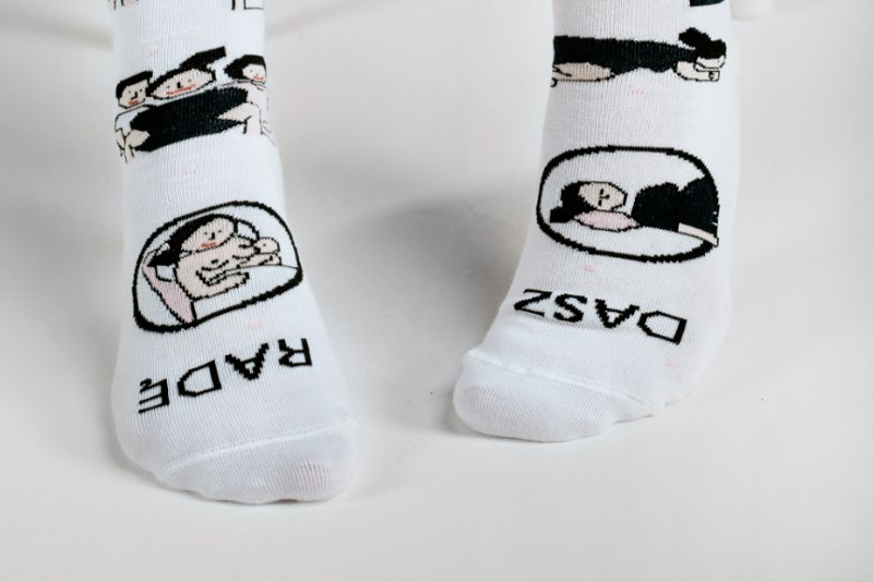 Takie skarpetki można kupić już za 29 zł