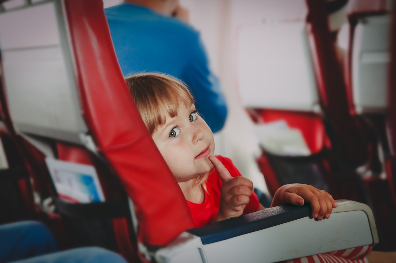 Dziecko w samolocie