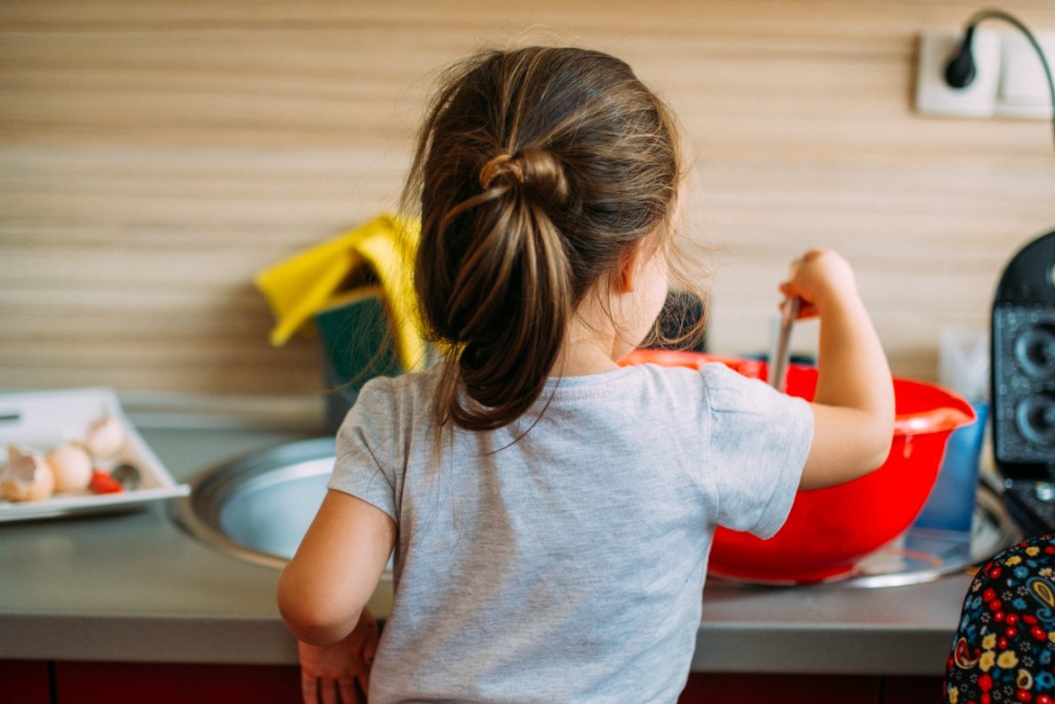 Wraz z wiekiem nasz bezpośredni wpływ na zachowania dzieci maleje, ale powinniśmy pamiętać, że "czym skorupka za młodu nasiąknie, tym na starość trąci"