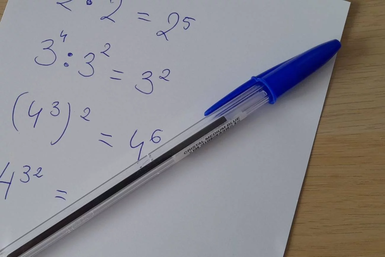 potęgi, pierwiastki, sposób na potęgi, sposób na pierwiastki, nauka matematyki, trik na naukę matematyki, potęgowanie, pierwiastkowanie