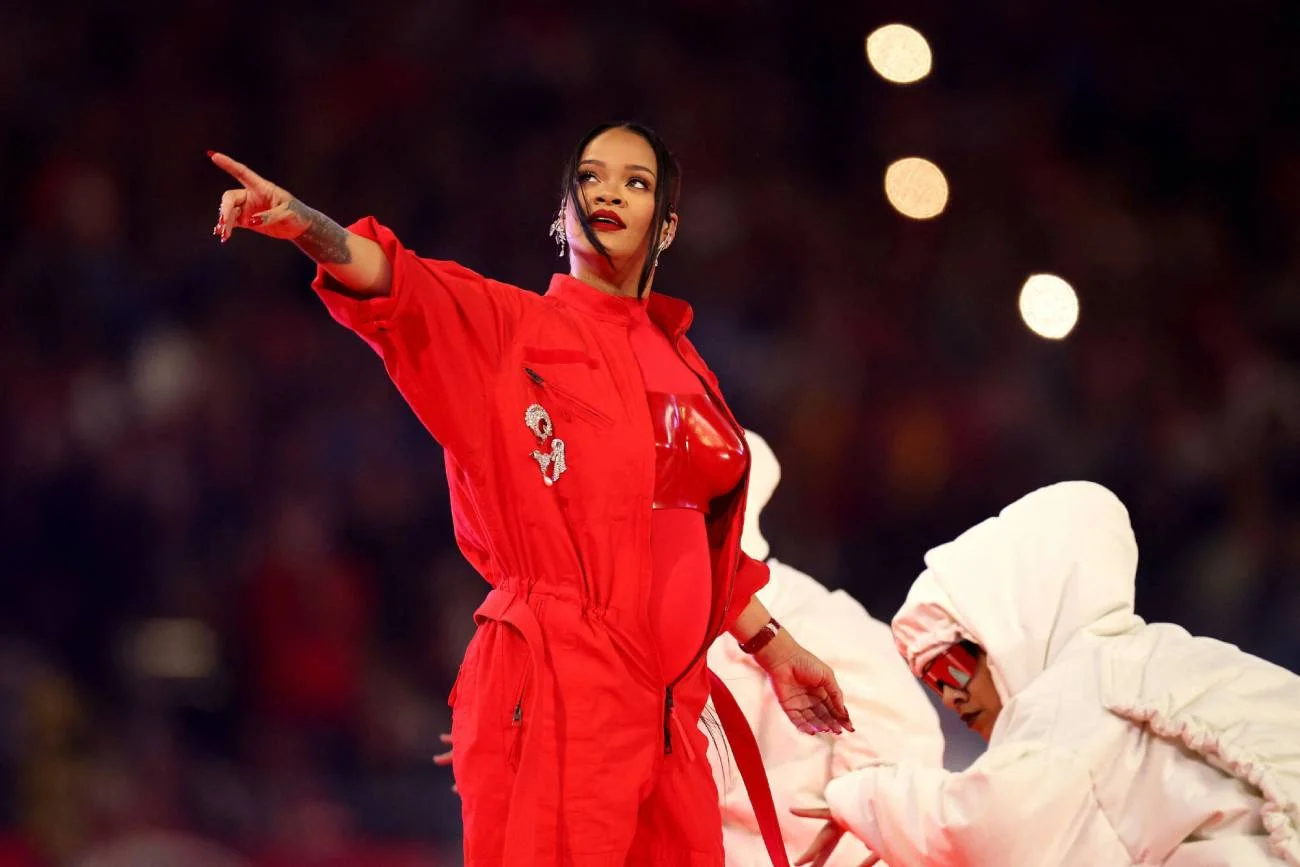 Rihanna, ciąża, Rihanna w ciąży, Rihanna w drugiej ciąży 2 under 2, dwoje dzieci, mała różnica wieku dzieci, rodzeństwo rok po roku, dzieci rok po roku