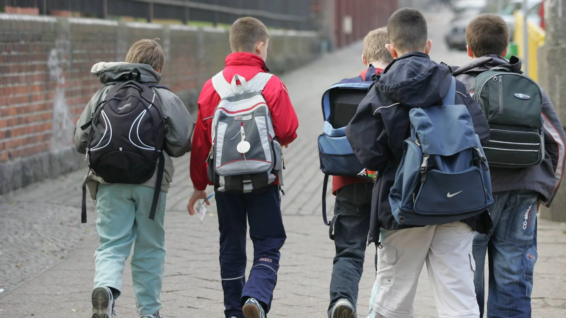 "Dzieci stracą miesiąc nauki". Zmiany ws. egzaminu ósmoklasisty wkurzyły nauczycieli