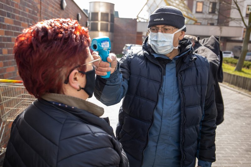 Pomiar temperatury u nauczycieli - rodzice wyrazili swoje zdanie Pomiar temperatury u nauczycieli - rodzice wyrazili swoje zdanie