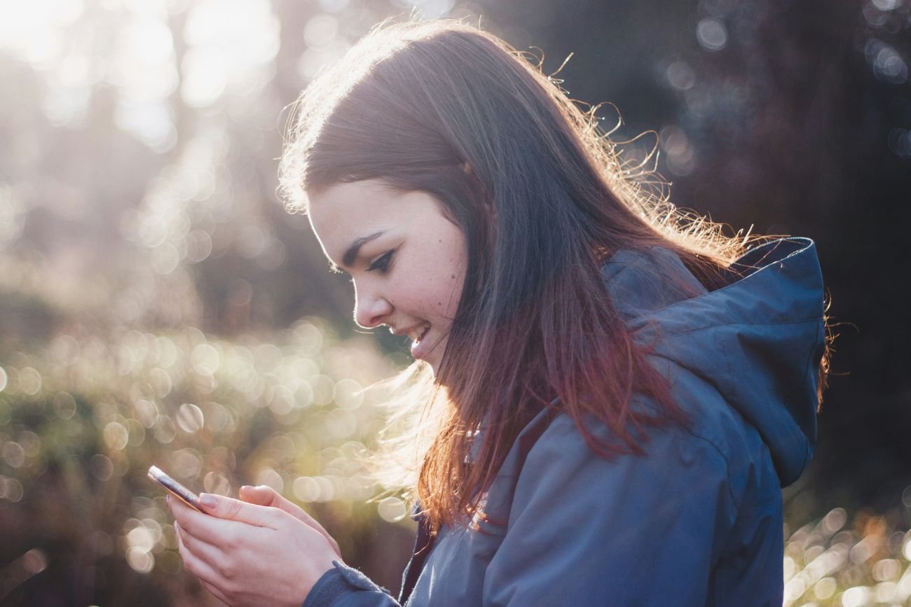 Wiesz, co oznacza ikona księżyca w telefonie? Młode pokolenie ma obsesję na jej punkcie