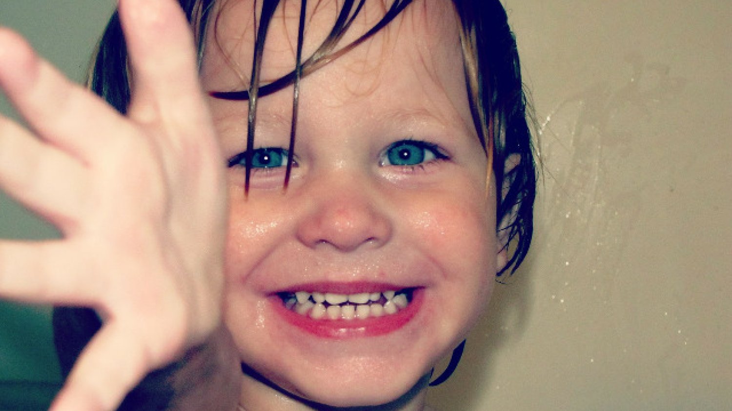 Fot. Pixabay / [url=https://pixabay.com/pl/chłopiec-twarz-szczęśliwy-uśmiech-67853/]Greyerbaby [/url] / [url=https://pixabay.com/pl/service/terms/#usage] CC0 Public Domain [/url]