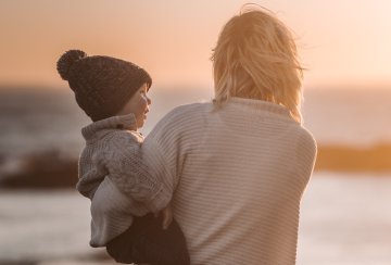 Tata się mną nie interesuje. Jak rozmawiać z dzieckiem Tata się mną nie interesuje. Jak rozmawiać z dzieckiem