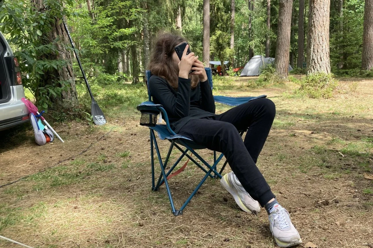 dziecko na koloniach