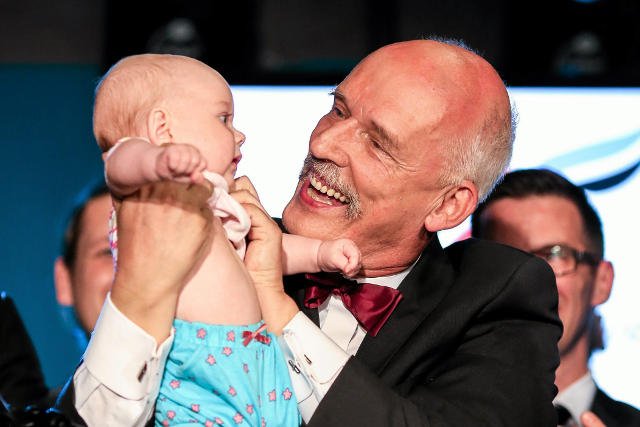 Janusz Korwin-Mikke stracił stanowisko szefa partii, bo urodziły mu się nieślubne dzieci.