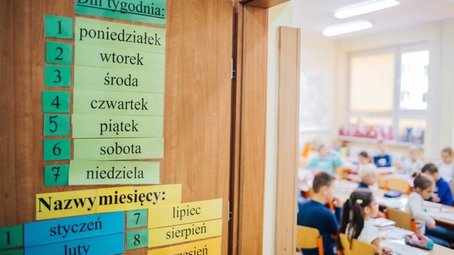 Jak rozmawiać z nauczycielami, by pomóc swojemu dziecku?