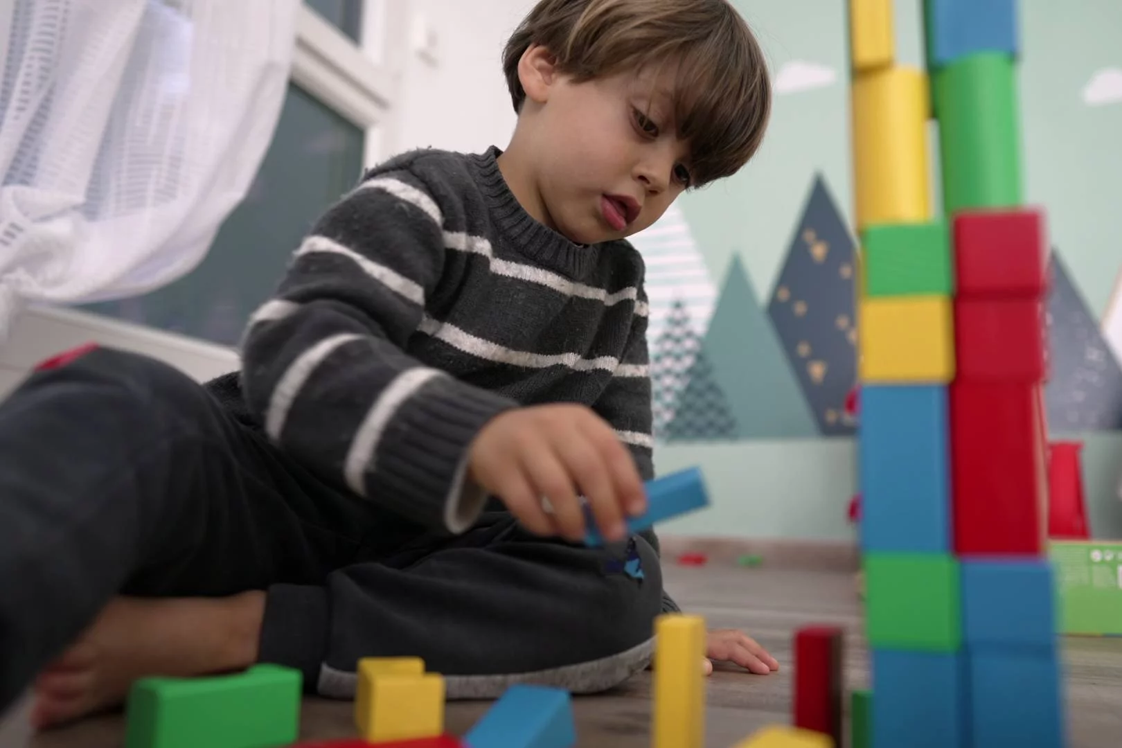 Tak, dziecko można przekonać, iż sprzątanie jest fajne. choćby jeżeli sama nienawidzisz tego robić