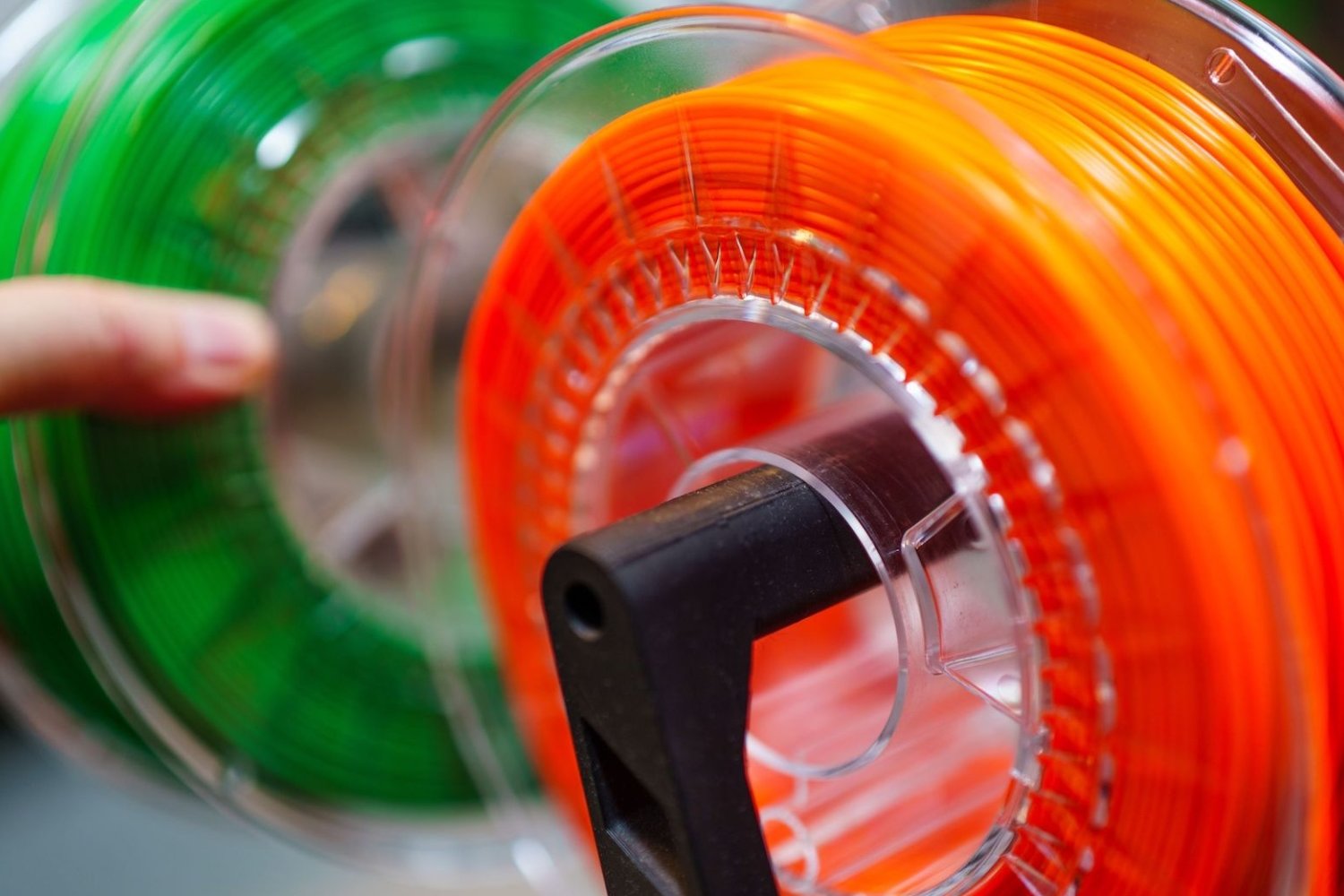 11-letni prowadzi sprzedaż przedmiotów wyprodukowanych za pomocą drukarki 3D.