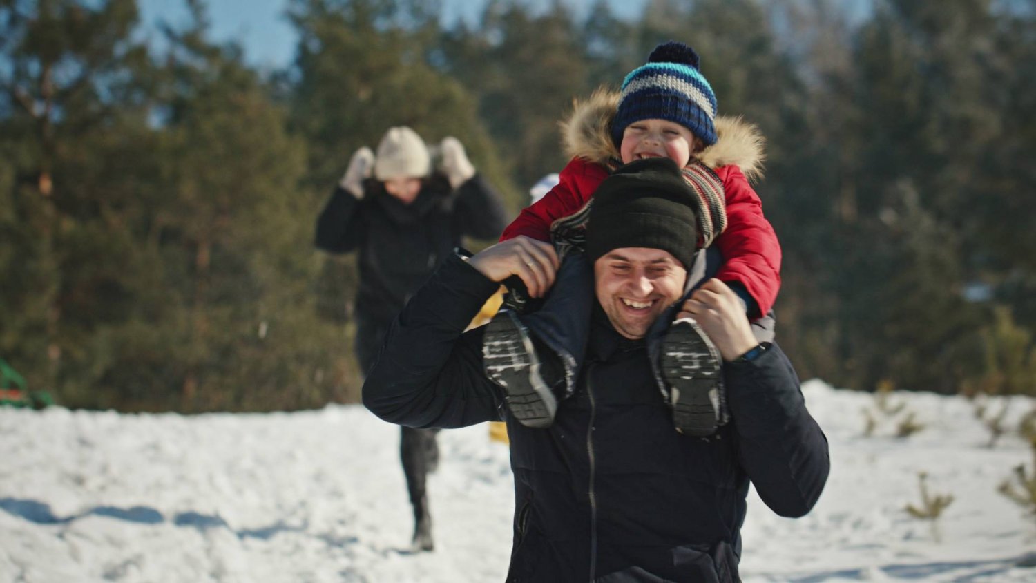 Zimowy wyjazd z dzieckiem nie ma nic wspólnego z relaksem. Ojciec obnaża prawdę