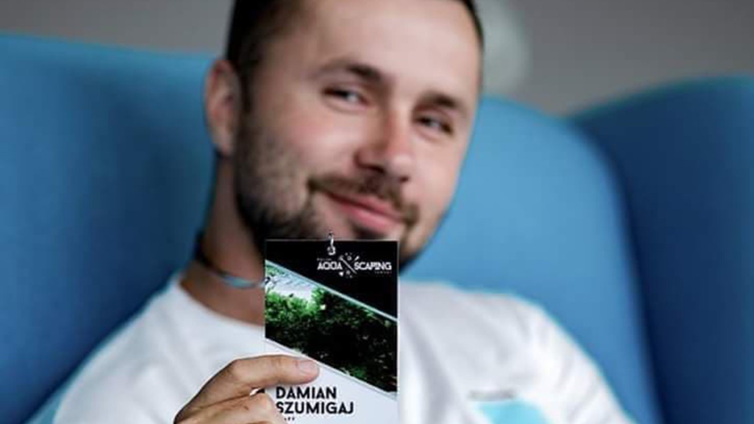 Damian Szumigaj jest mężczyzną, który zawodowo zajmuje się opieką nad dziećmi