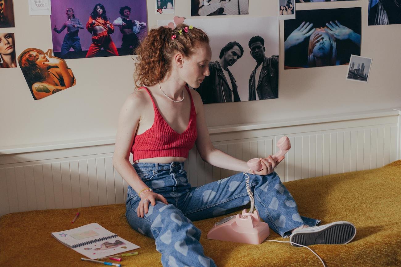 Wróciła z kolonii… i nie poznaję własnej córki. To, co powiedziała pierwszego dnia, mnie zmroziło