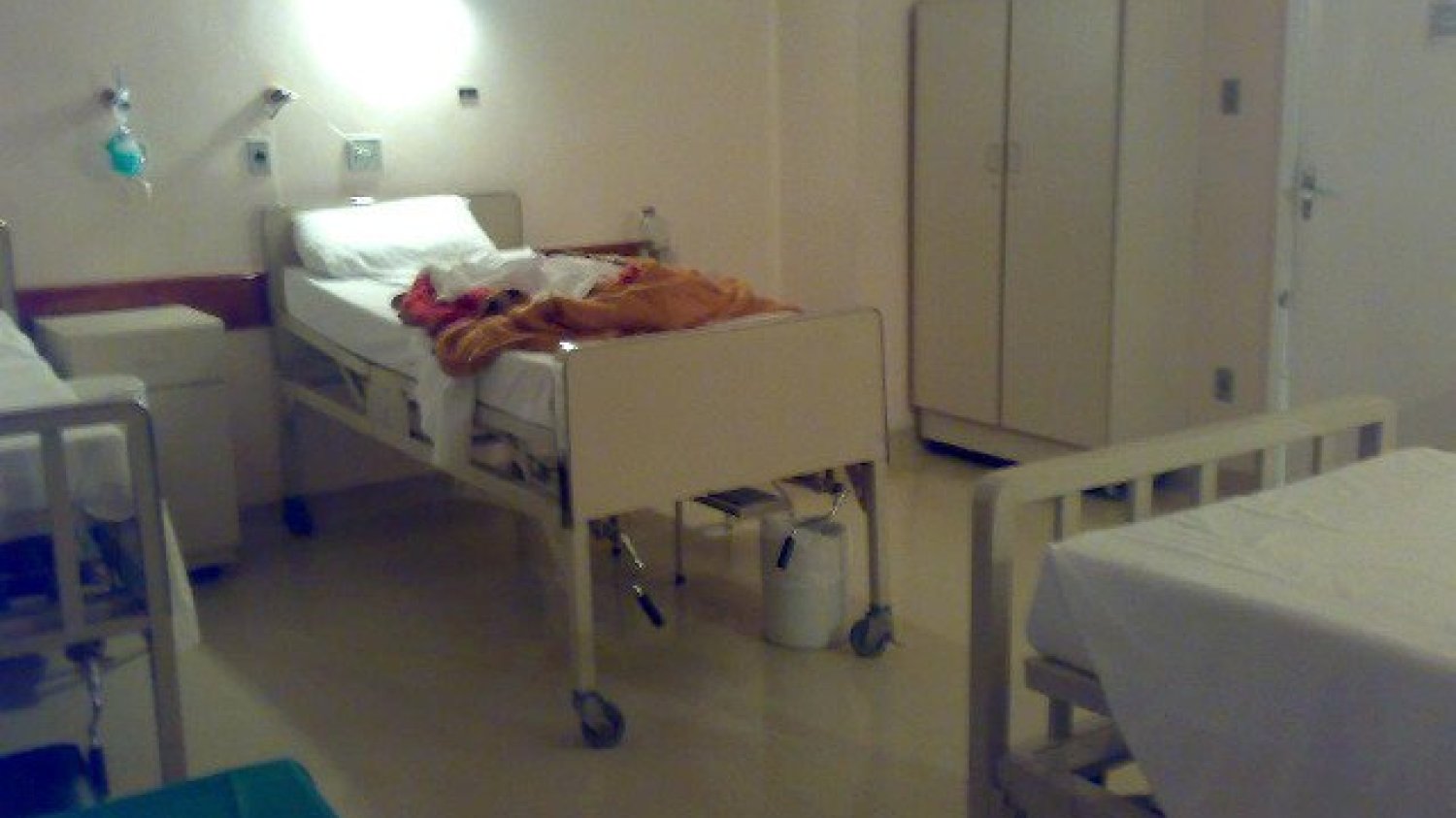 Pediatra Dawid Ciemięga ostrzega rodziców, którzy nie szczepią dzieci przeciwko wirusowi polio.