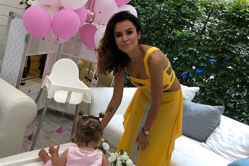 Pierwsze urodziny Mii