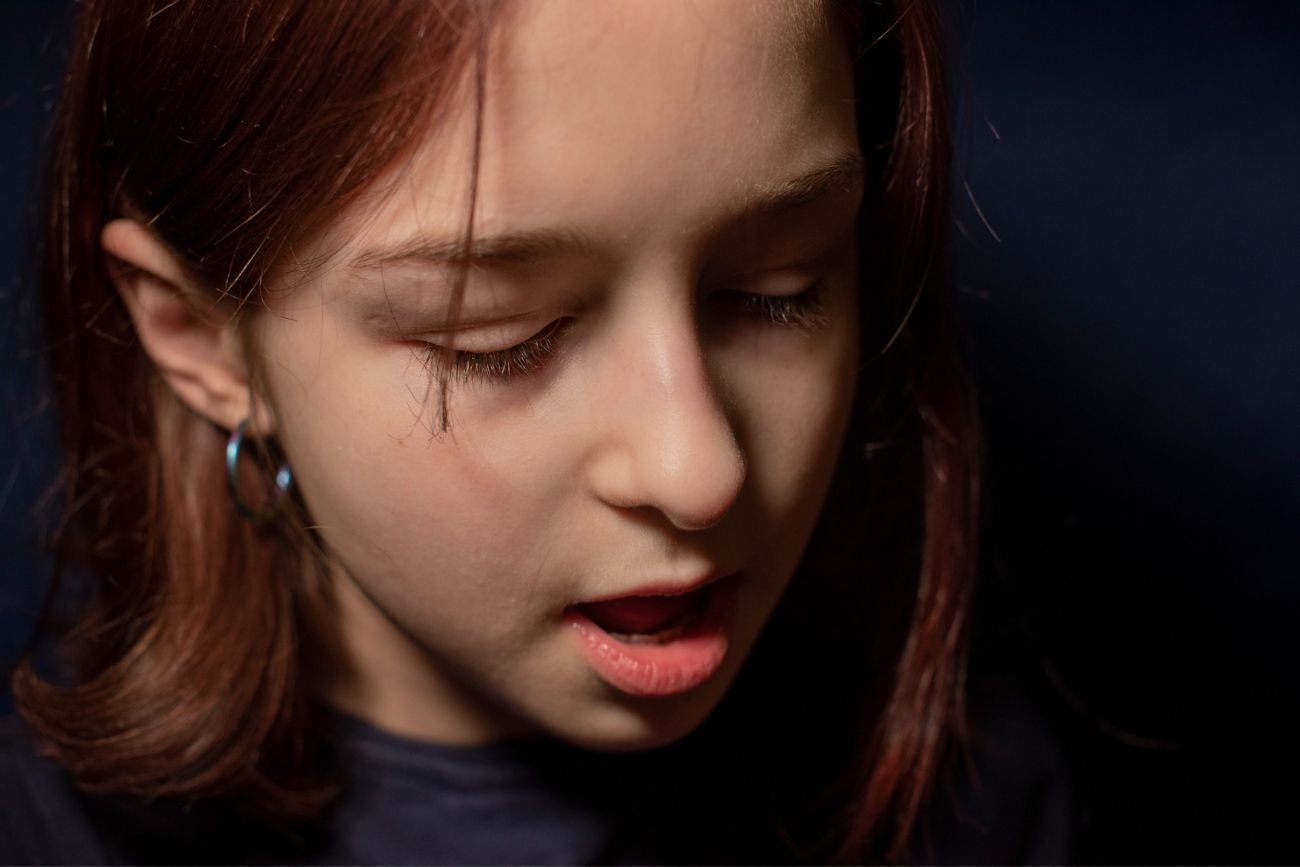 "Szkoła przeprowadza polowanie na czarownice. Dyrektorka grozi córce, iż ją wyrzuci"