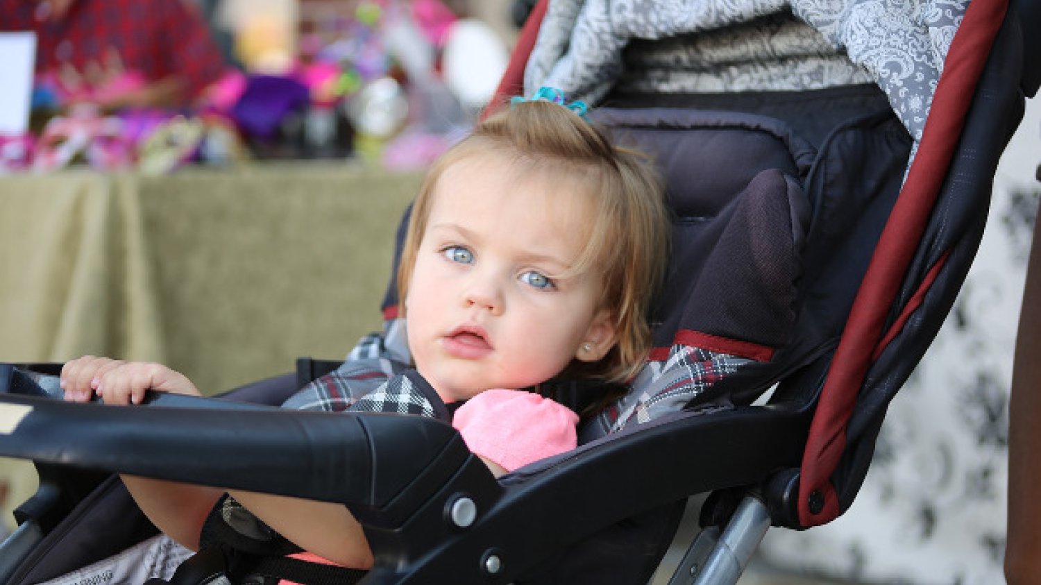 Fot. Pixabay / [url=https://pixabay.com/en/child-baby-toddler-stroller-kid-464439/]jp26jp[/url] / [url=https://pixabay.com/en/service/terms/#usage]CC0 Public Domain[/url]