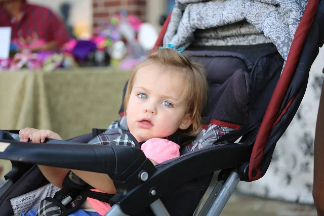Fot. Pixabay / [url=https://pixabay.com/en/child-baby-toddler-stroller-kid-464439/]jp26jp[/url] / [url=https://pixabay.com/en/service/terms/#usage]CC0 Public Domain[/url]