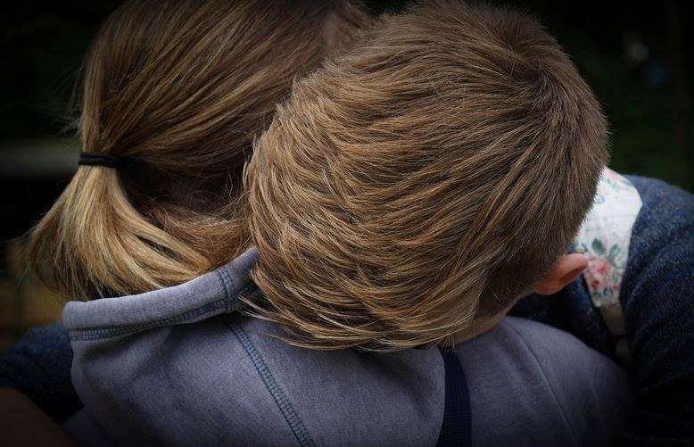 Dzieci powtarzają hasła zasłyszane od dorosłych. I mogą spowodować cierpienie