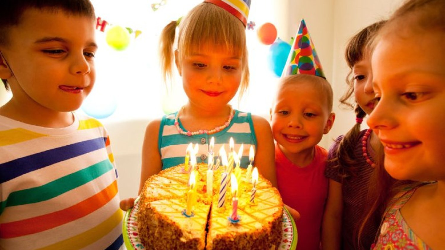 "Fiver party" to nowy trend urodzinowy, który pokochali rodzice