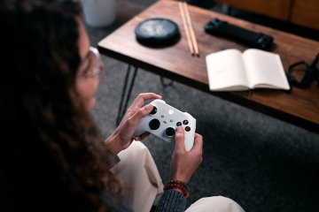 Xbox All Access to zestaw składający się z najnowszej generacji konsoli Xbox Series S oraz 24-miesięcznego abonamentu na gry z biblioteki Xbox Game Pass Ultimate