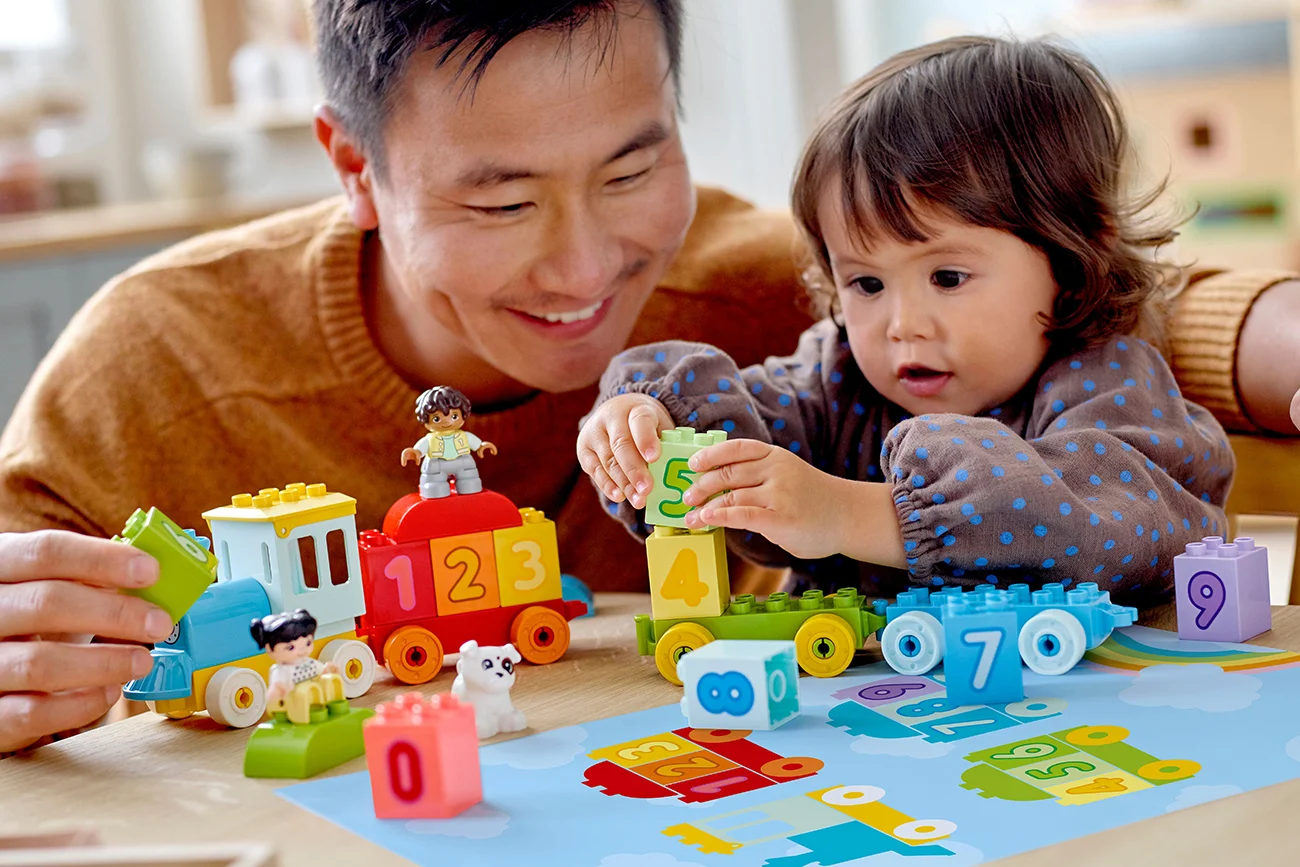 Zestaw LEGO® DUPLO® "Pociąg z cyferkami – Nauka liczenia" (10954)