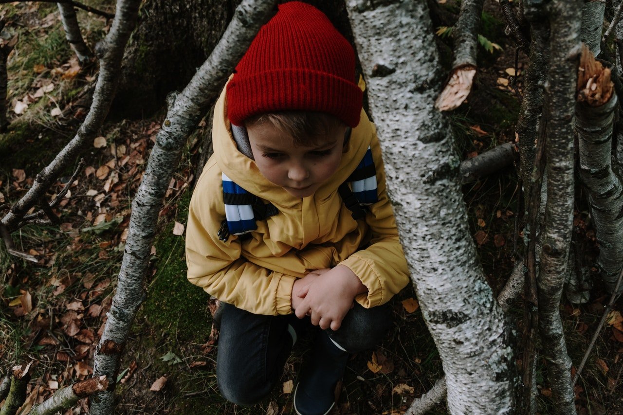 Dzieci w szkolnym autobusie, kto odpowiada za dzieci w szkolnym autobusie, opiekun szkolnego autobusu, opiekun z autobusu zgubił ucznia.