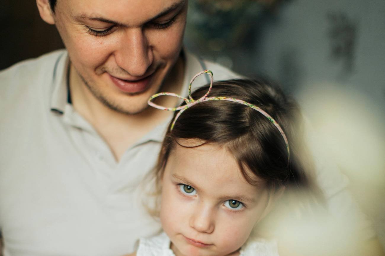 Tego zdania ojciec nigdy nie powinien mówić przy córce. Zostawia ślad już w kobiecie