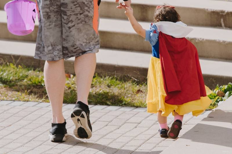 Nie mów córce, że jest księżniczką. Tak rosną kobiety-królewny