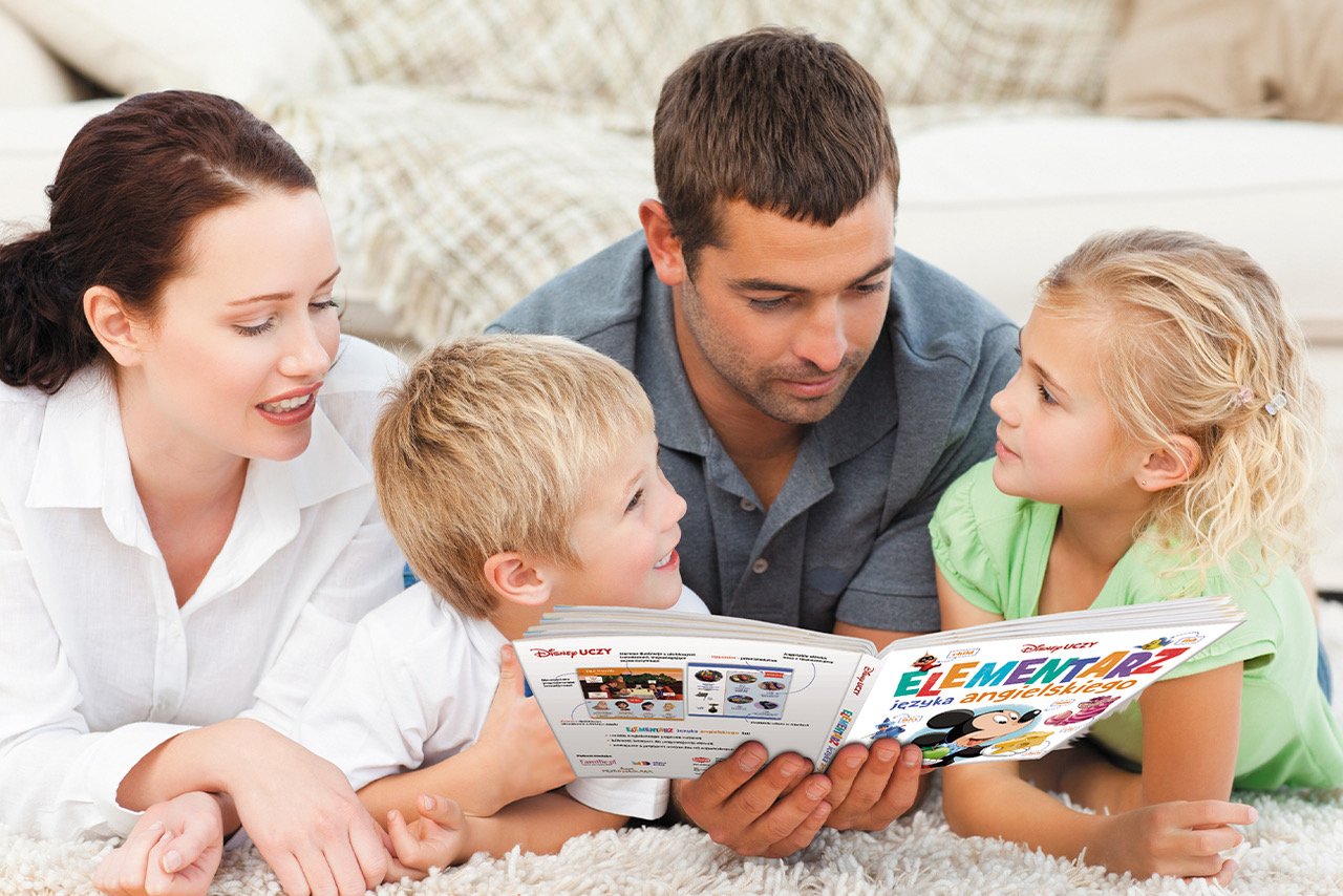 Dla pierwszorocznych przedszkolaków i prierwszoklasistów nowy rok szkolny może być dużym stresem. Co można zrobić, by odgonić ten lęk i zastąpić go entuzjazmem? Pomogą książeczki z serii "Disney Uczy" od Wydawnictwa AMEET.