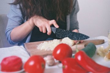 jak nie płakać przy krojeniu cebuli