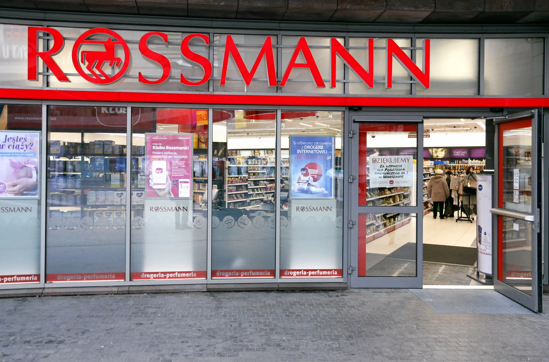 Rossmann przecenił arabskie perfumy LATTAFA Hayaati Florence. Hit do pracy Rossmann przecenił arabskie perfumy LATTAFA Hayaati Florence. Hit do pracy