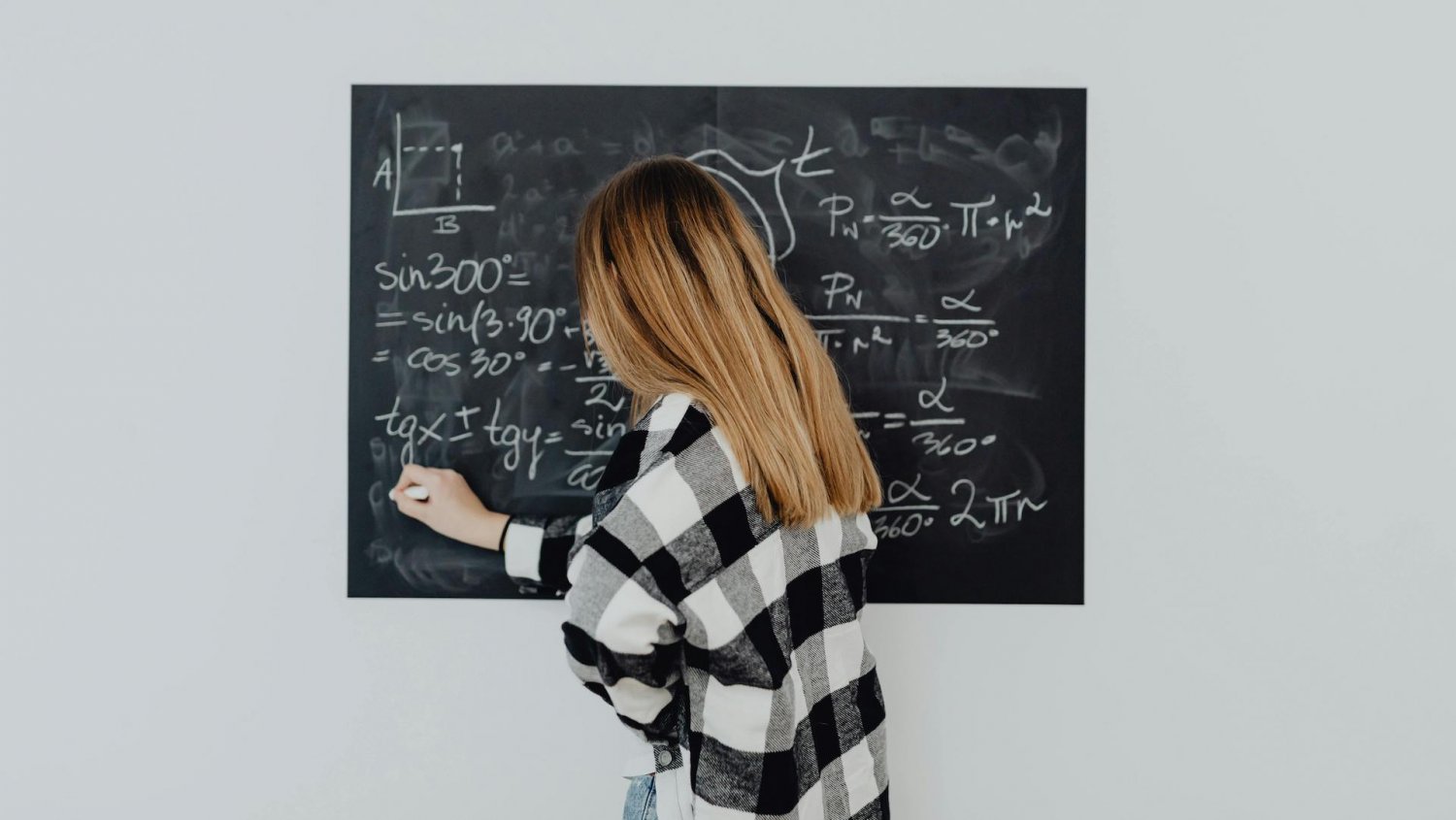 Psycholożka chce znieść obowiązkową maturę z matematyki. "To narzędzie segregacji"