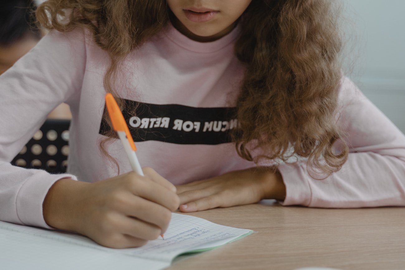 Neologizmy - co to? Przykłady i rodzaje neologizmów