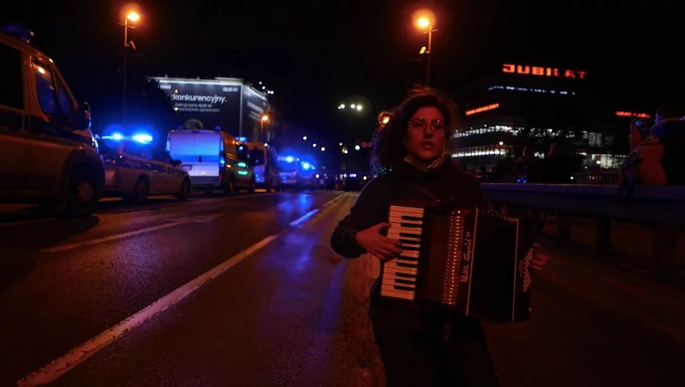 Maja Pompa i Łaja Szkło stworzyły hymn protestujących kobiet. "Tortury Ciało" to utwór na melodię "Bella Ciao"