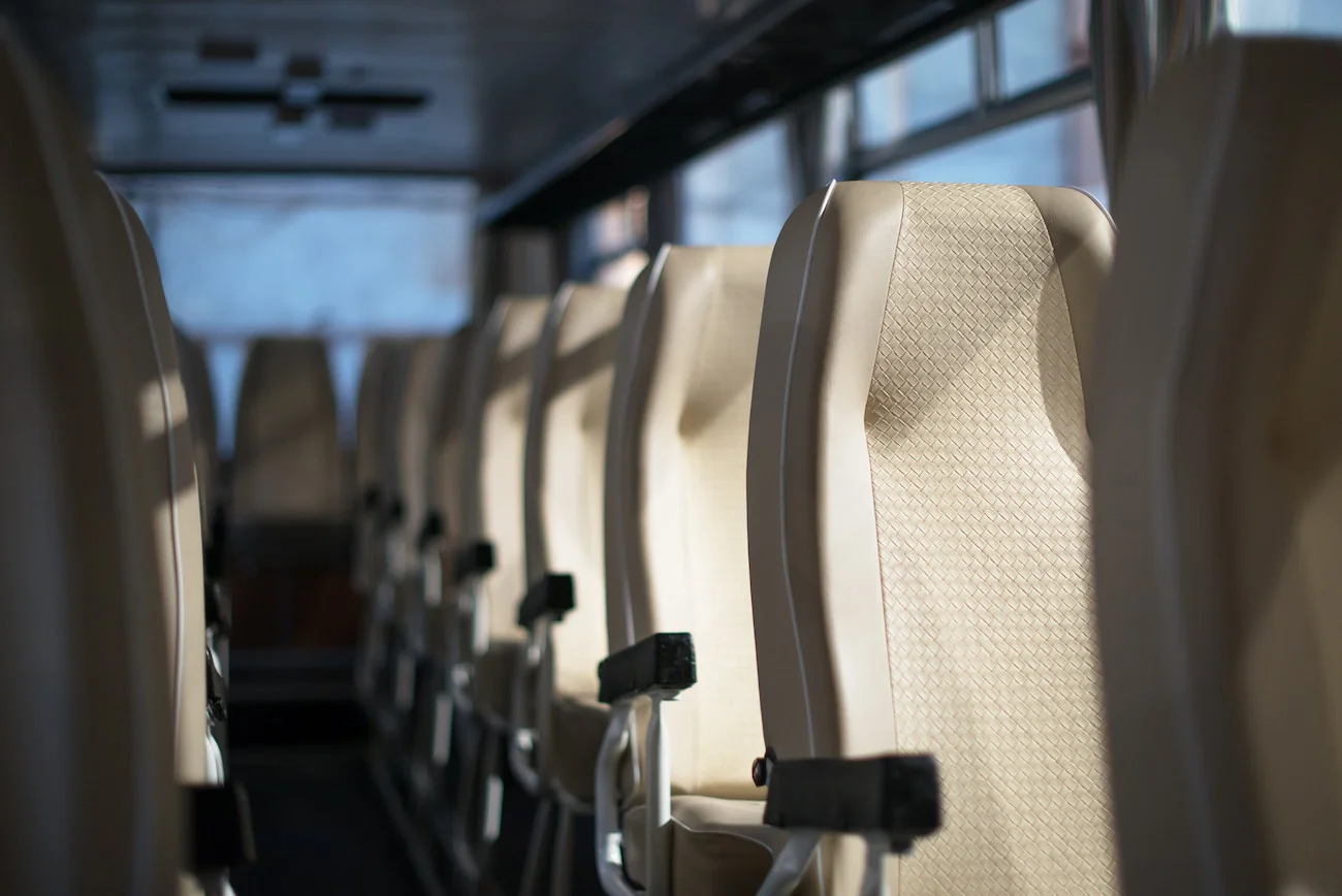 pusty autobus