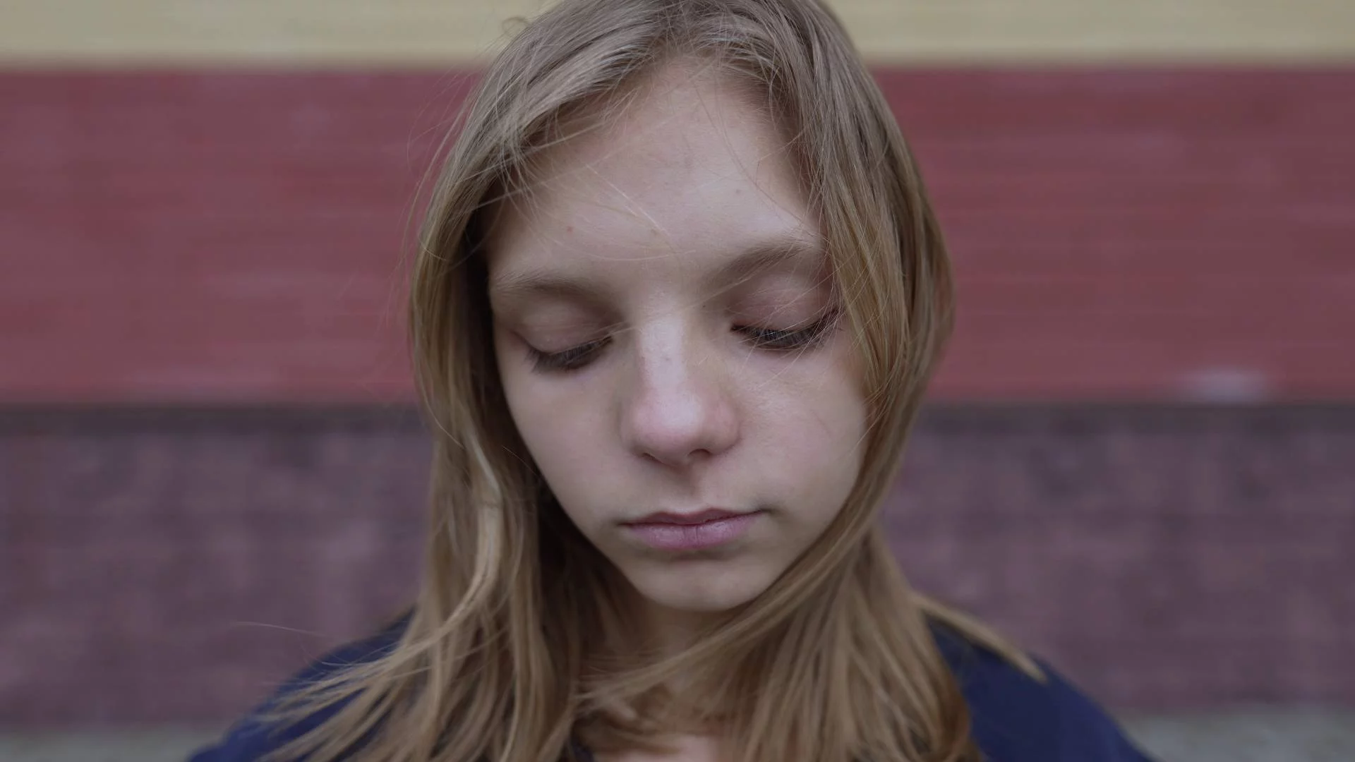 4 zdania z ust dziecka, których nigdy nie wolno ignorować. To wołanie o pomoc