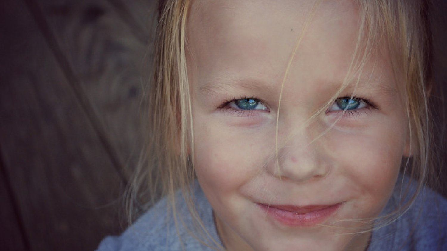 Fot. Pixabay / [url=https://pixabay.com/en/boy-smile-face-happy-child-young-447704/]Greyerbaby[/url] / [url=https://pixabay.com/en/service/terms/#usage]CC0 Public Domain[/url]