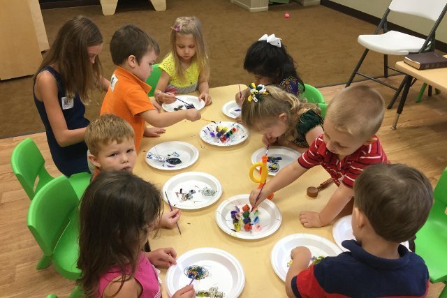 Dzieci powinny spędzać czas z rówieśnikami!