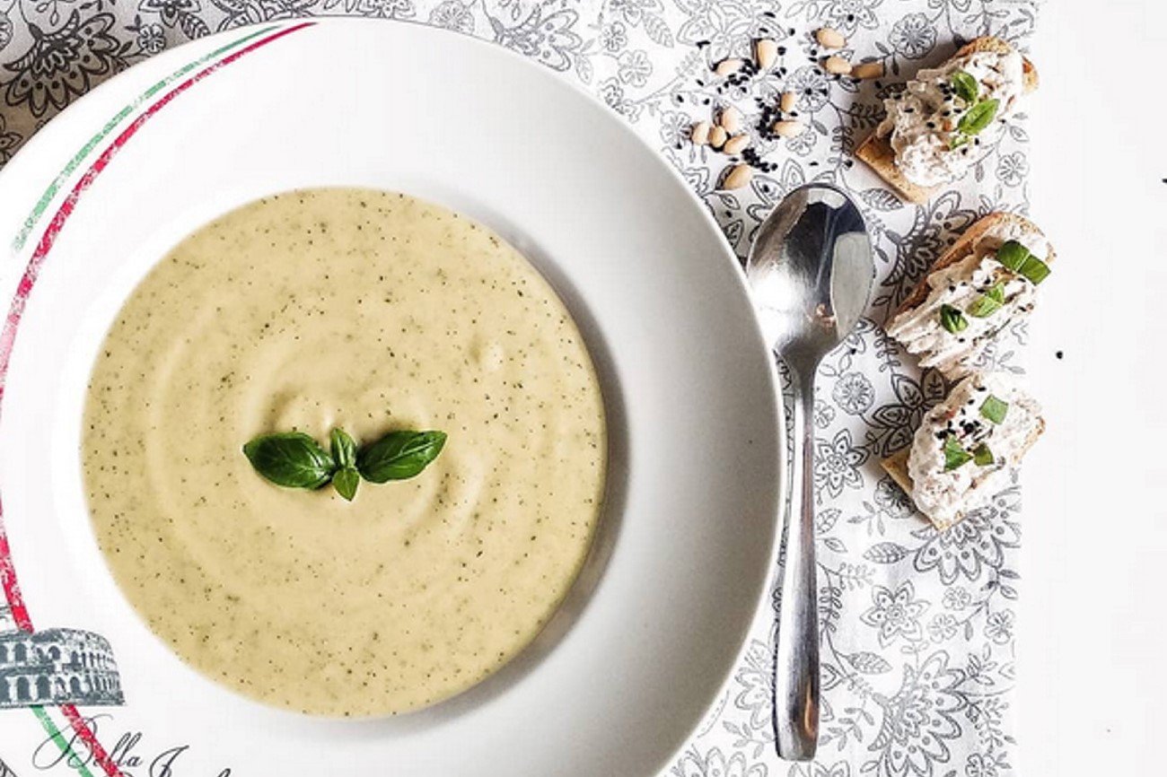 Przepis na kremową zupę brokułową