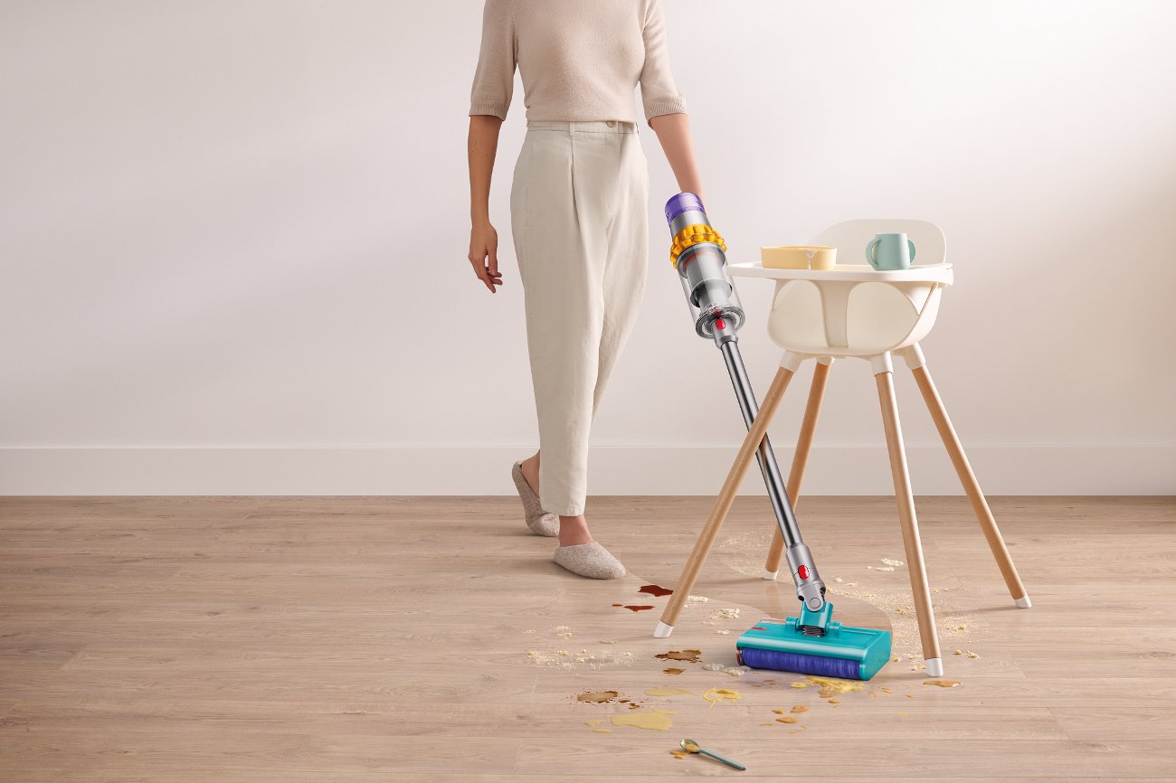 Paradoks sprzątania na mokro. Chcemy czystych podłóg, a nieświadomie jeszcze bardziej je brudzimy