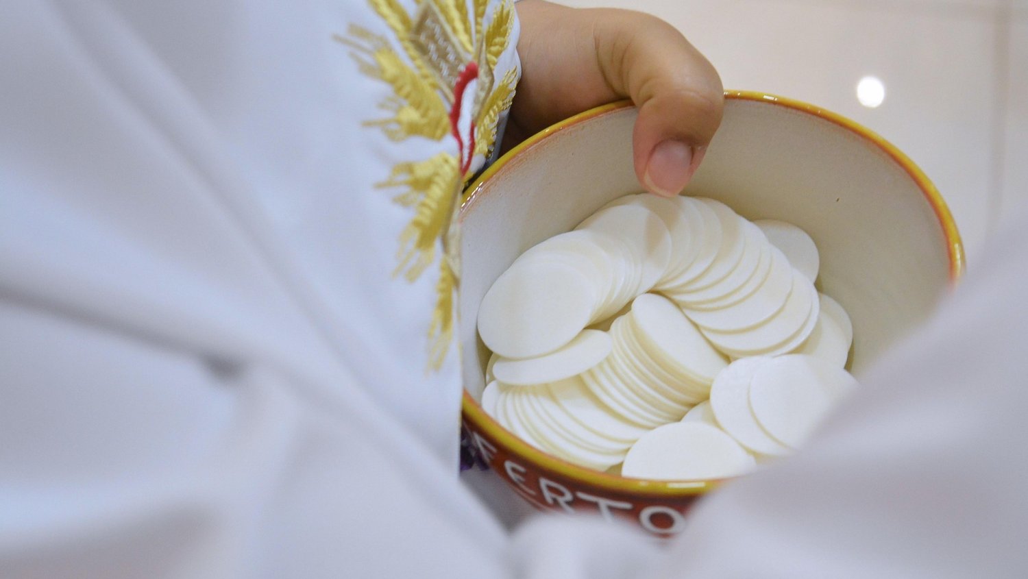 Komunia na kredyt. Coraz więcej rodzin mówi "dość" rosnącym kosztom