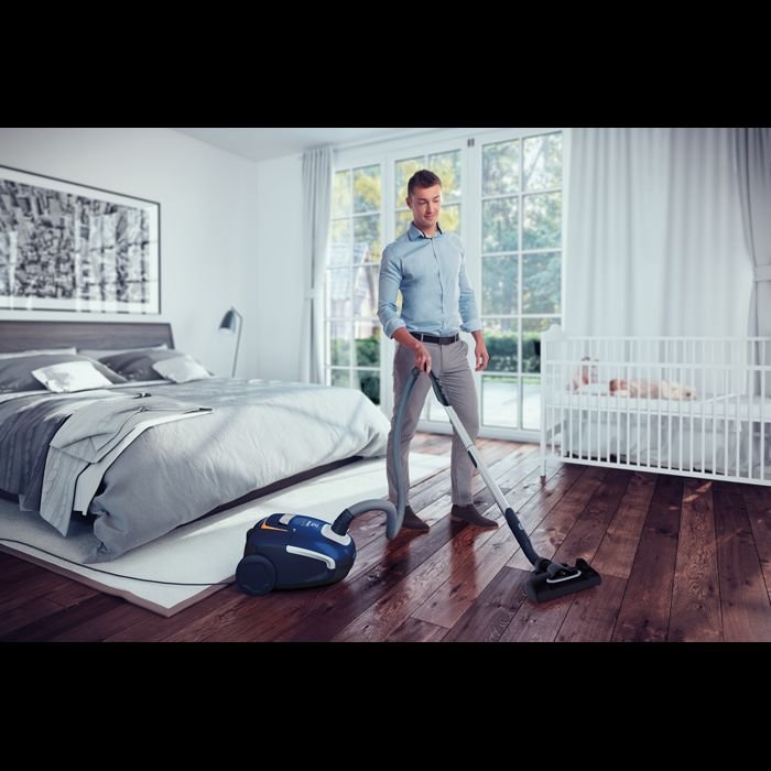 Powielanie stereotypów w reklamach sprzętu AGD.