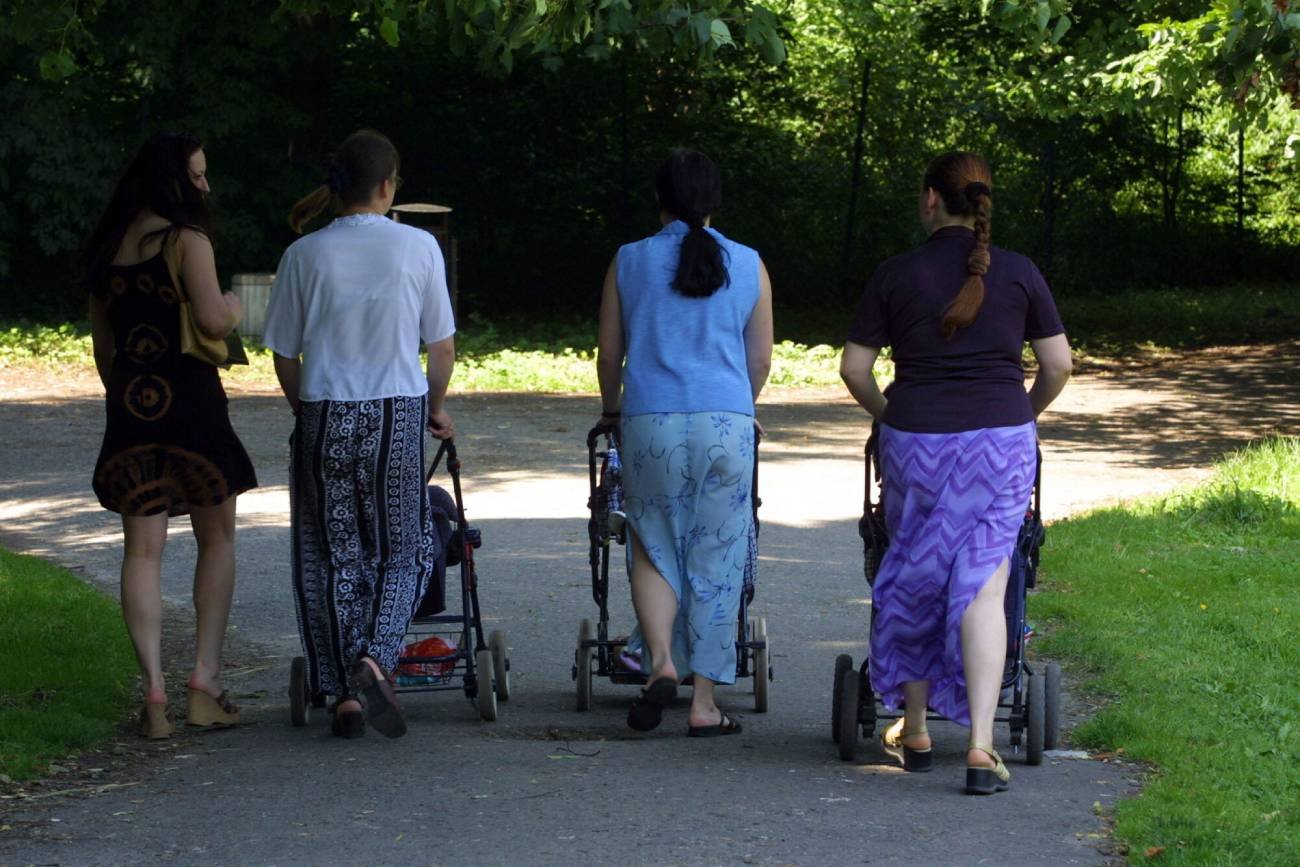 Wożę dziecko w wózku do przedszkola. Mam swoje powody, nic wam do tego
