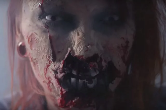 Fot. Screen z Youtube / [url=https://www.youtube.com/watch?v=oopj_xKM6Ng]Red Lipstick Monster[/url]
