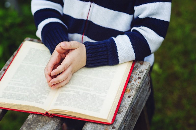 Lekcje religii powinny być przeniesione do salek parafialnych.