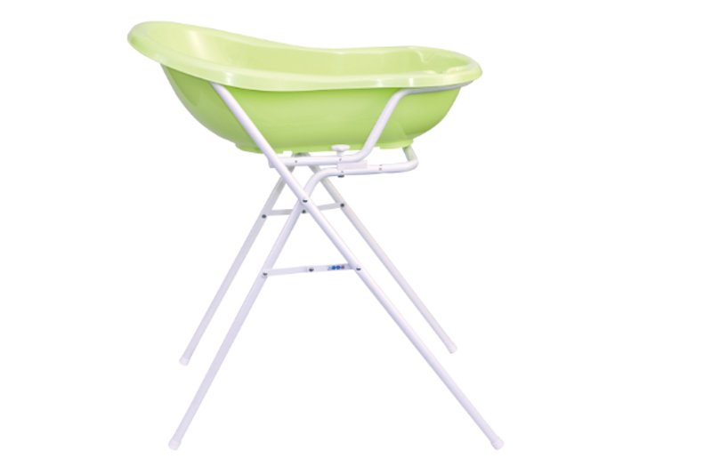 Dzięki stojakowi do wanienki kręgosłup kąpiącego rodzica odczuje dużą ulgę. Przedstawiony na zdjęciu "dawid" - produkt firmy keeeper - ma poświadczający stabilność i solidność wykonania certyfikat TUV.