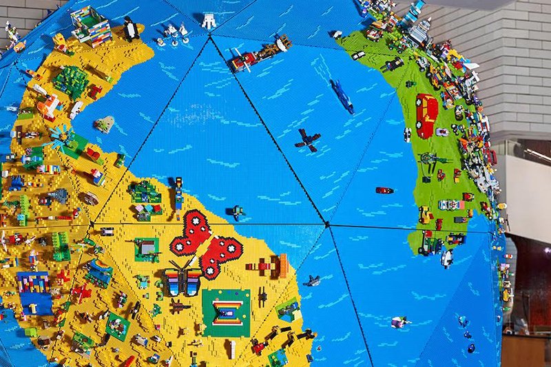 Czym jest najnowsza instalacja LEGO?